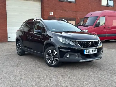 Begagnad Peugeot 2008 Allure 2017 Svart SUV