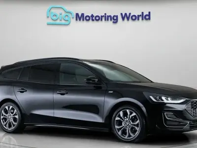 Used Ford Focus ST-Line 125 HP (91 kW) 2023 Black Estate