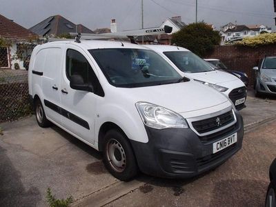 White Used 2016 Peugeot Partner S MPV | £5,995 (A bit pricey)