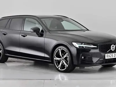 Used Volvo V60 Ultra 197 HP (144 kW) 2025 Onyx black Estate