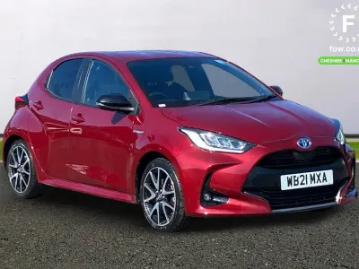 Used Toyota Yaris 116 HP (85 kW) 2021 Red Hatchback