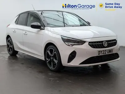 Used Vauxhall Corsa Edition 75 HP (55 kW) 2022 White Hatchback