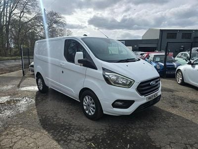 Used Ford Transit Custom Limited 130 HP (95 kW) 2019 White Van