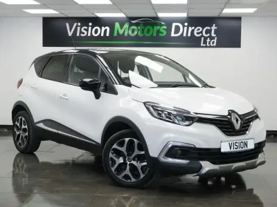 Used Renault Captur Dynamique 90 HP (66 kW) 2017 White/black SUV