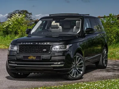 Gebraucht Land Rover Range Rover Vogue SE 339 PS (249 kW) 2015 Schwarz SUV