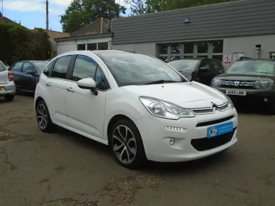 Używany Citroën C3 Platinum 2016 Biały Hatchback