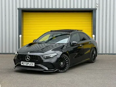 Begagnad Mercedes A200 AMG line 177 HK (130 kW) 2024 Svart Sedan