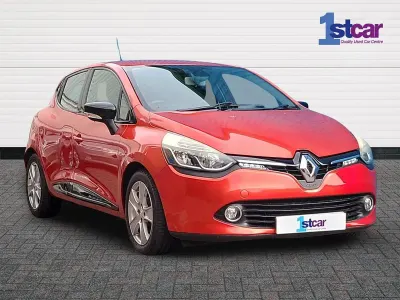 Used Renault Clio Dynamique 75 HP (55 kW) 2014 Red Hatchback