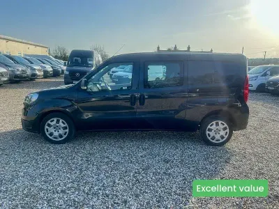 Begagnad Fiat Doblò Active 2017 Svart Minibuss