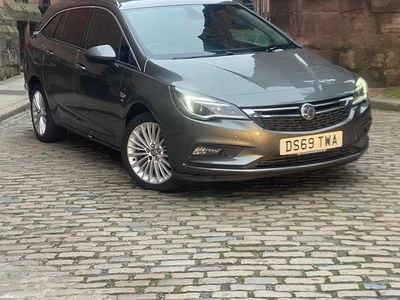 Used Vauxhall Astra Elite 150 HP (110 kW) 2019 Grey Estate