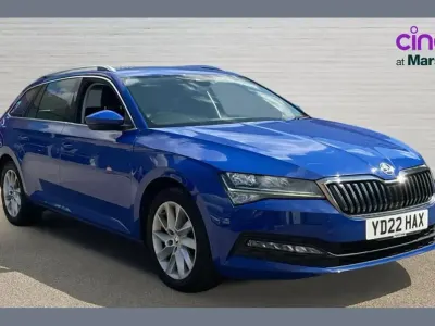 Used Skoda Superb SE 150 HP (110 kW) 2022 Blue Estate