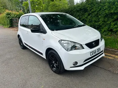 Used Seat Mii Design 75 HP (55 kW) 2016 White Hatchback