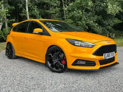 Used Ford Focus ST 2015 Yellow Hatchback