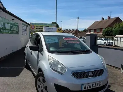 Used Kia Venga 90 HP (66 kW) 2011 Silver Hatchback