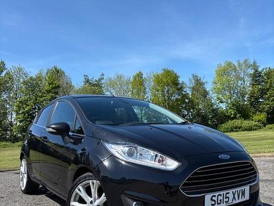 Black Used 2015 Ford Fiesta Titanium Hatchback | £4,495 (Good price)