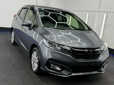 Used Honda Fit Hybrid 109 HP (80 kW) 2026 Grey Hatchback