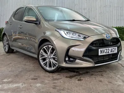 Used Toyota Yaris 116 HP (85 kW) 2022 Bronze Hatchback