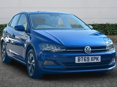 Used VW Polo SE 95 HP (69 kW) 2019 Blue Hatchback