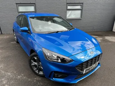 Used Ford Focus ST-Line 125 HP (91 kW) 2020 Blue Hatchback