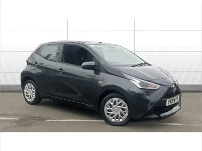 Used Toyota Aygo X-play 72 HP (52 kW) 2019 Grey Hatchback