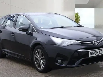 Used Toyota Avensis
