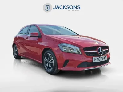 Used Mercedes A180 Executive 122 HP (89 kW) 2017 Red Hatchback