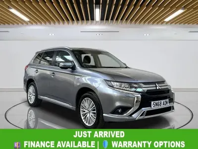 Used Mitsubishi Outlander P-HEV 209 HP (153 kW) 2018 Grey SUV