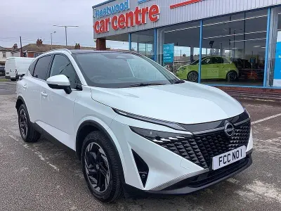Used Nissan Qashqai N-Connecta 140 HP (102 kW) 2024 White SUV