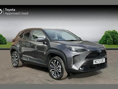 Used Toyota Yaris Cross Design 113 HP (83 kW) 2022 Grey SUV