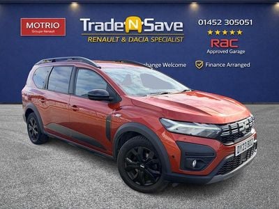 Begagnad Dacia Jogger Extreme 109 HK (80 kW) 2023 Brun Minibuss