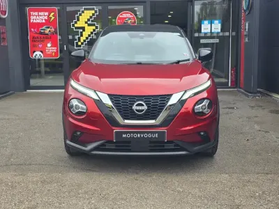 Usado Nissan Juke Tekna 112 HP (82 kW) 2023 Vermelho SUV