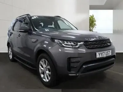 Usado Land Rover Discovery 5 SE 240 CV (176 kW) 2017 Gris SUV