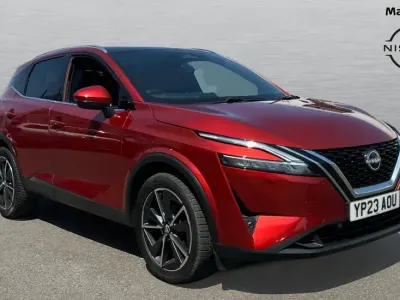 Used Nissan Qashqai Tekna 158 HP (116 kW) 2023 Red SUV