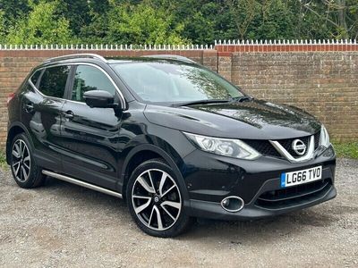 used Nissan Qashqai 1.5 dCi Tekna SUV 5dr Diesel Manual 2WD Euro 6 (s/s) (110 ps)