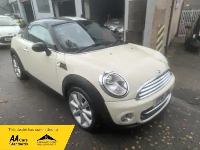 Used Mini Cooper Coupé 2011 White Coupe