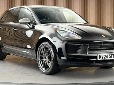 Used Porsche Macan 265 HP (194 kW) 2024 Black SUV