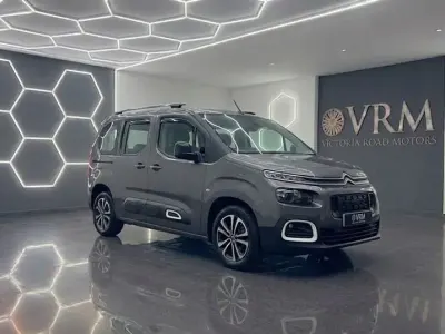Used Citroën Berlingo Flair 130 HP (95 kW) 2019 Grey MPV