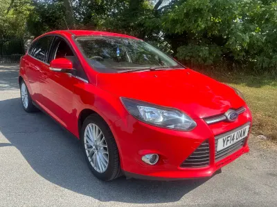 Used Ford Focus Zetec 2014 Red Hatchback