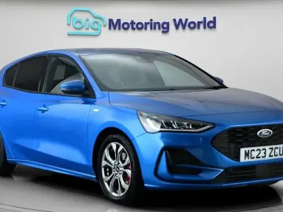 Used Ford Focus ST-Line 125 HP (91 kW) 2023 Blue Hatchback
