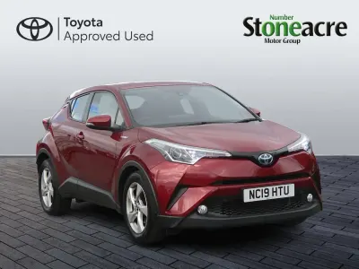 Used Toyota C-HR 122 HP (89 kW) 2019 Red SUV