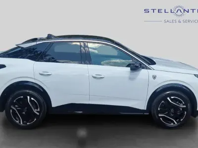 Used Peugeot e-3008 GT 152 kW (207 HP) 2025 White SUV