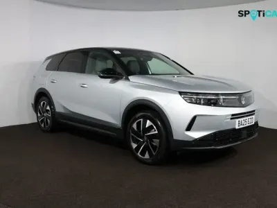 Used Vauxhall Grandland X Ultimate 145 HP (106 kW) 2025 Grey SUV
