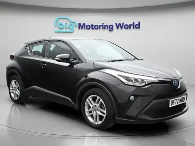 Second-hand Toyota C-HR 122 CP (89 kW) 2023 Negru SUV