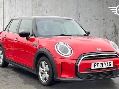Used Mini Cooper Classic 134 HP (98 kW) 2022 Red Hatchback
