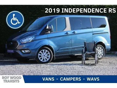 Begagnad Ford Tourneo Custom 130 HK (95 kW) 2019 Blå Van
