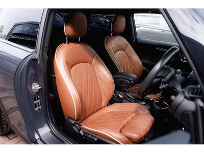 Used Mini Cooper S Exclusive 189 HP (139 kW) 2019 Thunder grey Hatchback