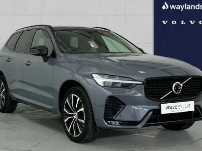 Używany Volvo XC60 Ultimate 247 KM (181 kW) 2023 Szary SUV