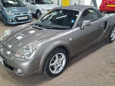 Used Toyota MR2 2004 Silver Cabriolet