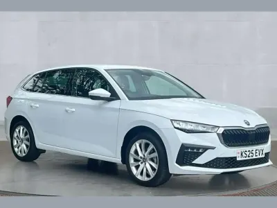 Gebraucht Skoda Scala SE L 116 PS (85 kW) 2025 Weiß Kleinwagen
