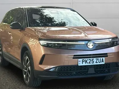 Used Vauxhall Grandland X Ultimate 136 HP (100 kW) 2025 Brown SUV